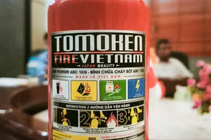Phú Thọ: Khởi tố giám đốc doanh nghiệp sản xuất hàng triệu bình chữa cháy giả