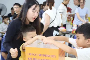 TPHCM phát động ủng hộ đồng bào bị thiệt hại do bão số 10 gây ra