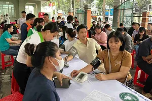 Chương trình "Giọt hồng từ thành phố mang tên Bác" tiếp nhận 237 đơn vị máu