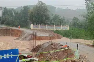 Đà Nẵng: Mưa lớn gây sạt lở, ngập cục bộ ở nhiều tuyến đường miền núi