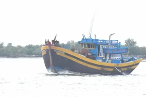 Ngư dân lo lắng mất kết nối VMS trên biển khi dùng thiết bị VNPT.