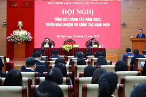 Đồng chí Trần Cẩm Tú, Ủy viên Bộ Chính trị, Thường trực Ban Bí thư phát biểu chỉ đạo Hội nghị