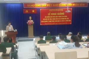 Bồi dưỡng kiến thức quốc phòng và an ninh cho biên tập viên, phóng viên các cơ quan báo đài