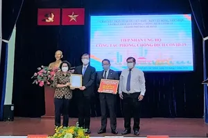 Các cơ quan ngoại giao đoàn tại TPHCM ủng hộ hơn 5 tỷ đồng phòng, chống dịch Covid-19