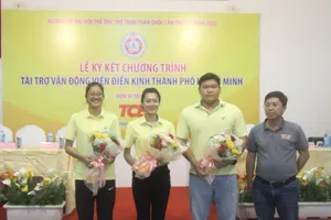 3 VĐV điền kinh tiêu biểu của TPHCM nhận được tài trợ trong năm 2022. Ảnh: NGUYỄN ANH
