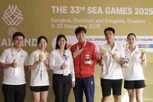 Các đại diện của TPHCM ở bộ môn bắn súng SEA Games 33. Ảnh: DŨNG PHƯƠNG 