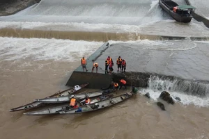 Vụ đoàn cán bộ Sở GTVT Quảng Trị gặp sự cố: Kiểm điểm Phó Giám đốc Sở GTVT vì không mặc áo phao