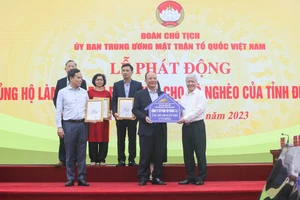 T&T Group ủng hộ 5 tỷ đồng hỗ trợ làm nhà cho người nghèo tỉnh Điện Biên