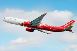 Vietjet thưởng nóng 1 năm bay miễn phí cho đội tuyển bóng đá nữ vô địch SEA Games