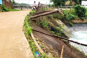 Cầu kênh Kẻ Gỗ thiếu an toàn