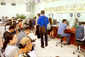 Tiền chuyển mục đích sử dụng đất quá cao - Người dân xin rút lại hồ sơ