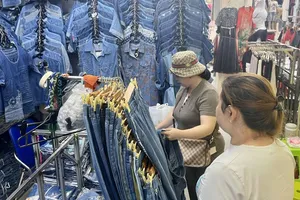 Tiểu thương chợ truyền thống: Mở cửa trở lại, hướng đến chuyên nghiệp