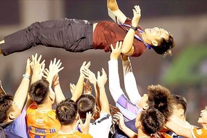 V-League và cuộc chạy đà vào kỷ nguyên mới: Chờ một cuộc đổi thay