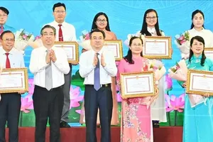 Công tác tuyên giáo và dân vận gần dân, sát dân