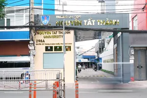 Một vòng review nhanh Trường Đại học Nguyễn Tất Thành - cơ sở phường Xóm Chiếu