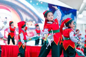 Giáng sinh 2025 tại Royal School: Nuôi dưỡng tài năng từ giáo dục trải nghiệm