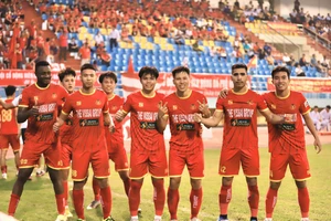 Công an Nhân dân đã giành tấm vé thăng hạng V-League 2023 đầu tiên. ẢNH: THU NGA