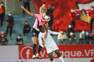 Hải Phòng và Hà Tĩnh rất khát một chiến thắng để có thể hoàn thành mục tiêu cho riêng mình. ẢNH: XUÂN THỦY