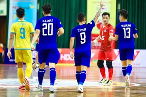 Hồ Văn Ý cùng các cầu thủ futsal TPHCM đặt một chân vào trận chung kết Đại hội Thể thao toàn quốc 2022