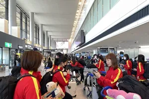 U17 nữ Việt Nam di chuyển vất vả để đến địa điểm thi đấu ở Nhật Bản