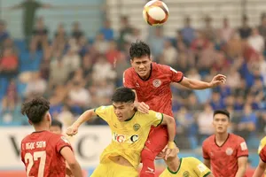 PVF CAND thắng nhọc đội tân binh Hòa Bình ở trận ra quân Giải hạng Nhất quốc gia 2023
