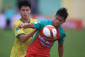 Hòa Bình đã bị Bình Phước cầm hòa ngay trên sân nhà. ẢNH: MINH HOÀNG