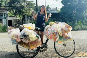 Huỳnh Như hạnh phúc với quãng nghỉ bên gia đình