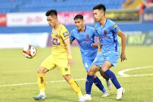 Lâm Ti Phông được HLV Popov đặt nhiều kỳ vọng ở mùa giải 2023-24. 