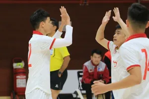 Niềm vui của các tuyển thủ Việt Nam khi sớm đoạt vé dự vòng chung kết Giải futsal châu Á 2024. 