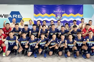 Thái Sơn Nam TPHCM tôn vinh tốp 3 Quả bóng vàng Futsal Việt Nam 2023 và xuất quân dự mùa giải 2023. 