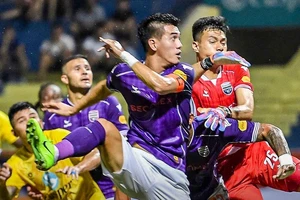 Cú đúp bàn thắng của Tiến Linh mang về chiến thắng cho B.Bình Dương ở trận ra quân V-League 2024-2025. ẢNH: MINH HOÀNG 