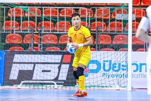 Thủ môn Hồ Văn Ý có năm thứ 7 liên tiếp vào danh sách rút gọn tốp 5 Quả bóng vàng futsal Việt Nam. 