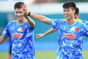 Bầu không khí tích cực của đội tuyển Việt Nam hướng đến trận gặp Lào. ẢNH: TÂM HÀ