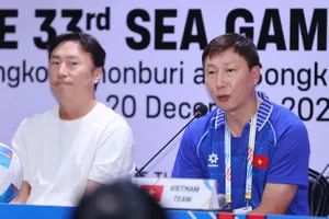 HLV Kim Sang-sik tự tin trước trận ra quân của U22 Việt Nam tại SEA Games 33. ẢNH: DŨNG PHƯƠNG 