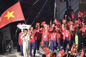 Đoàn Thể thao Việt Nam diễu hành ở lễ khai mạc SEA Games 33. ẢNH: DŨNG PHƯƠNG 