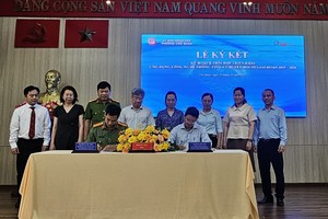 左关坊与GTEL数字服务中心分公司签署合作计划。