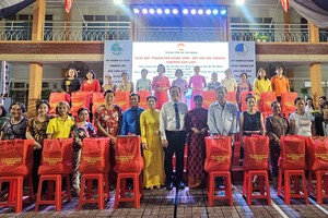 坊关照200个贫困户。