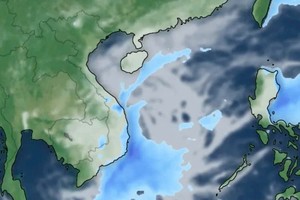 东海南面海域的低压区正带来降雨和恶劣天气。