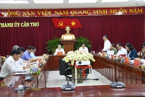 Quang cảnh cuộc họp