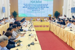 Quang cảnh buổi tọa đàm