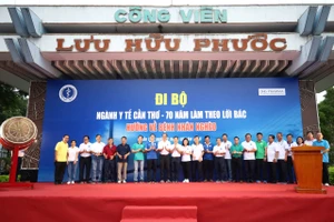 Quang cảnh lễ khai mạc