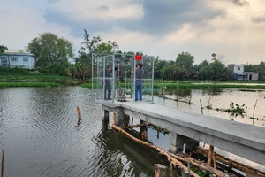 Một trạm quan trắc đo độ mặn trên địa bàn tỉnh Hậu Giang