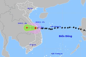 Bão số 4 đi vào đất liền suy yếu dần thành áp thấp nhiệt đới. Ảnh: TTKTTVTW