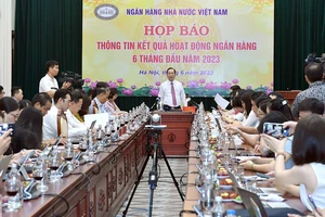 Quang cảnh họp báo