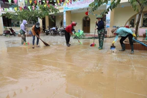 Đảm bảo nước sạch, vệ sinh môi trường trong mùa mưa lũ