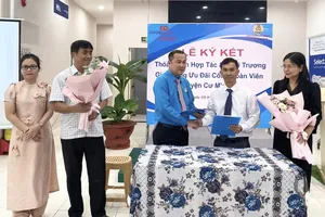 Lễ ký kết giữa Co.opmart Cư M’gar và Liên đoàn Lao động huyện Cư M’gar, tỉnh Đắk Lắk