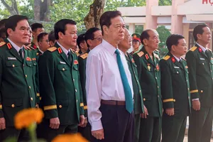 Các đại biểu tham dự buổi lễ