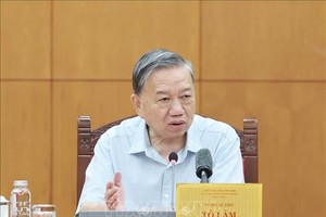 越南党中央总书记苏林会上致辞。图自越通社