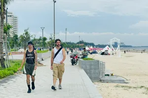 Không để tái diễn tình trạng buôn bán hàng rong tại Công viên Bãi Sau