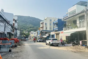 Tháo gỡ vướng mắc trong giải phóng mặt bằng tại phường Vũng Tàu